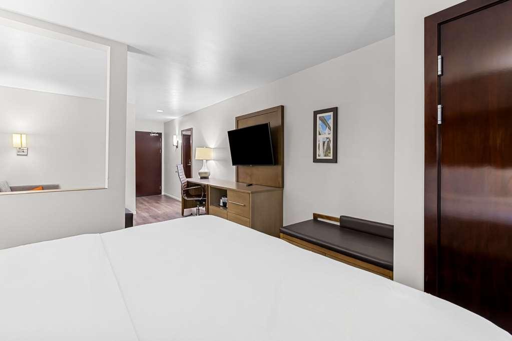 Comfort Suites Columbia Room photo
